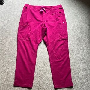Figs Women's Cargo Scrub Pant in Raspberry